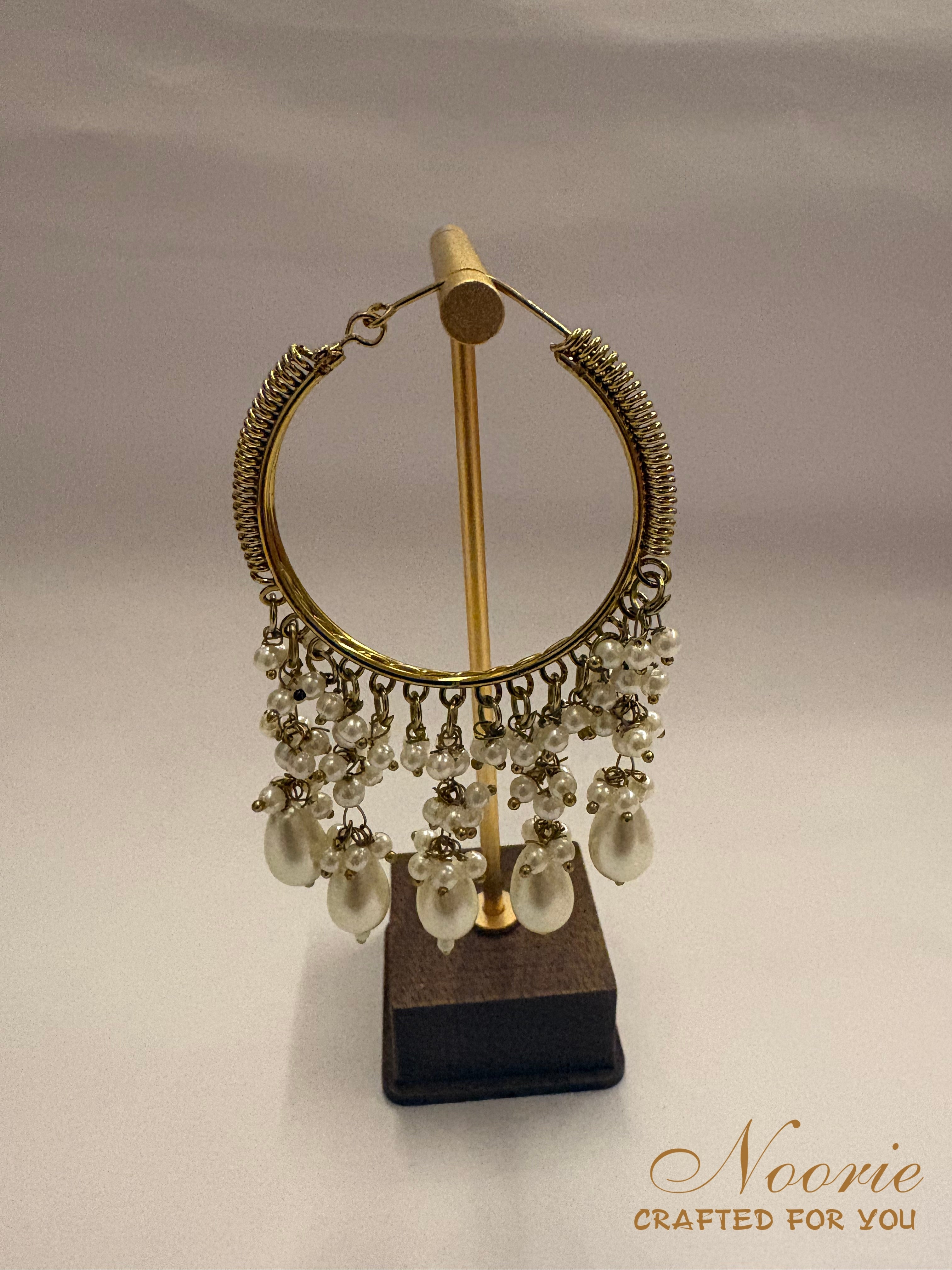 Mukta-Mala Hoop Baalis