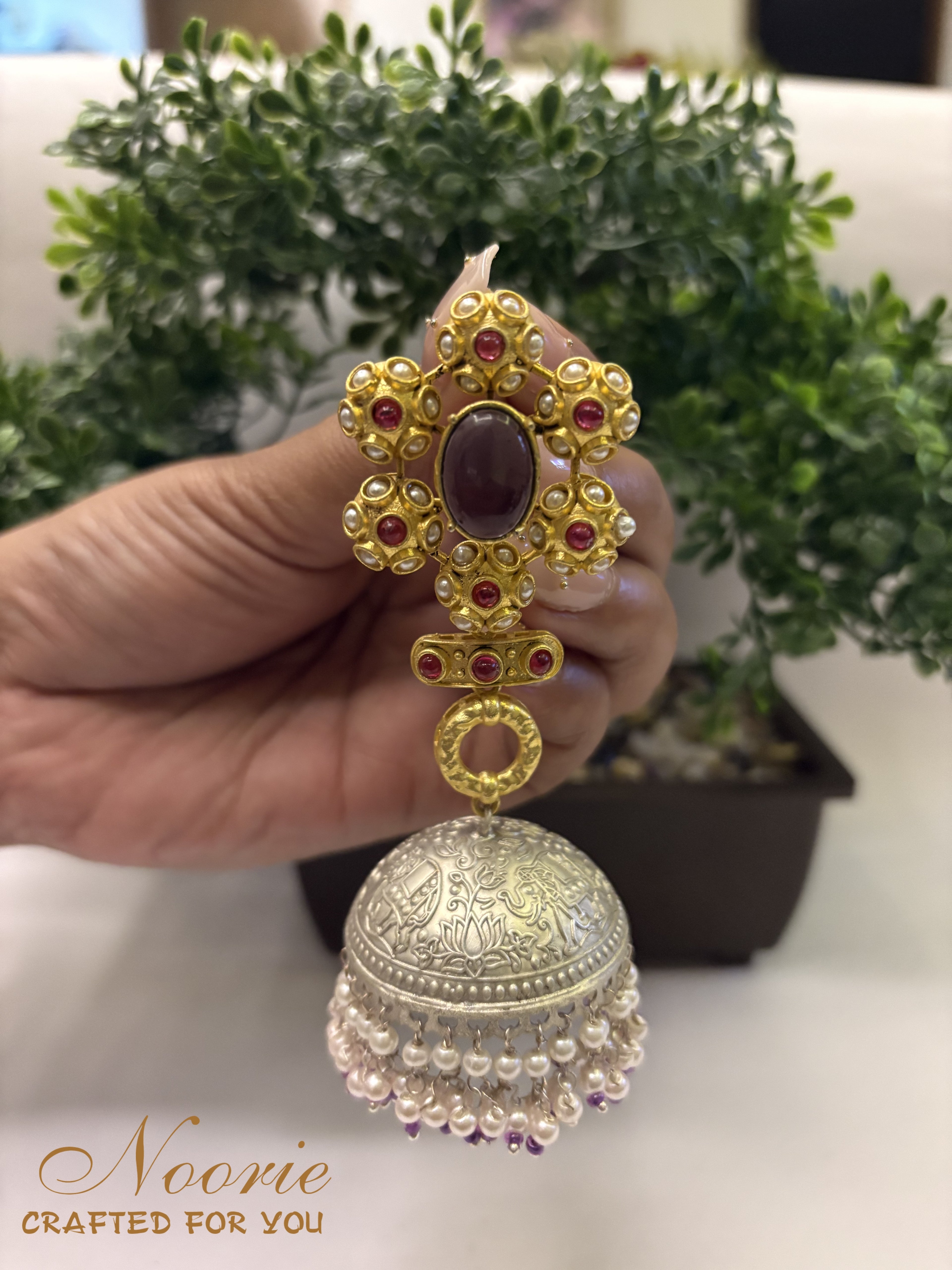 Rajsi Noor Jhumka