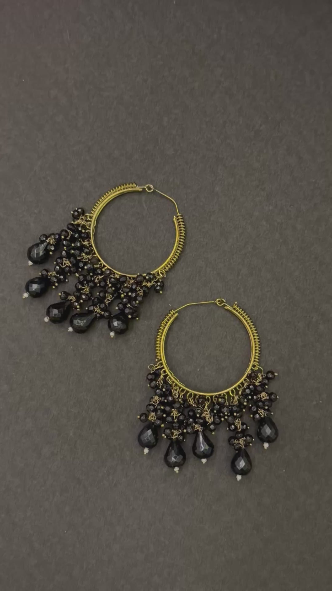 Mukta-Mala Hoop Baalis